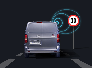 Inteligentny tempomat z rekomendacją dozwolonej prędkości